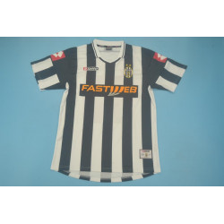 Juventus Retro Local 01-02