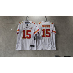 NFL Chiefs Mahomes 15