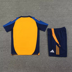 Kit Entrenamiento Juventus Naranja 24-25