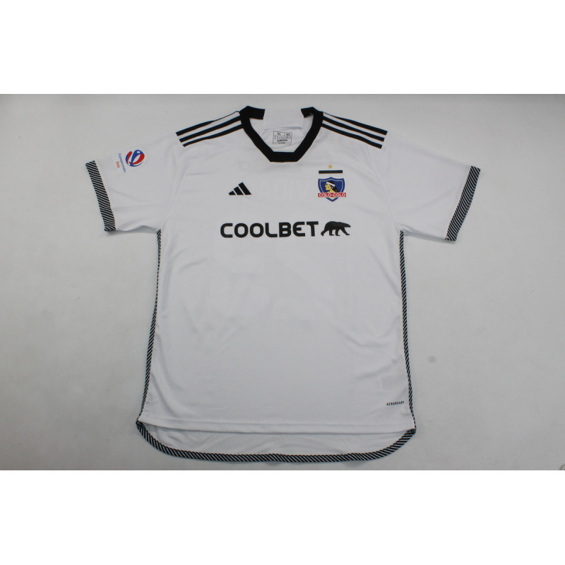 Colo Colo Local 24-25