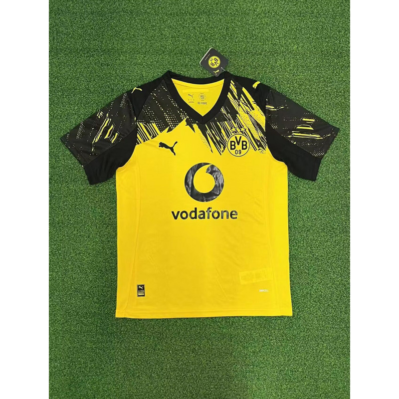 Borussia Dortmund Local 25-26