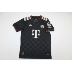 Bayern Munich Tercera 25-26