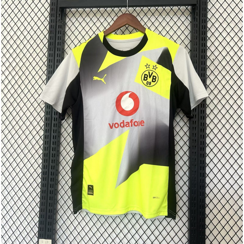 Borussia Dortmund Visitante 25-26