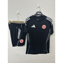 Kit Entrenamiento Eintracht...