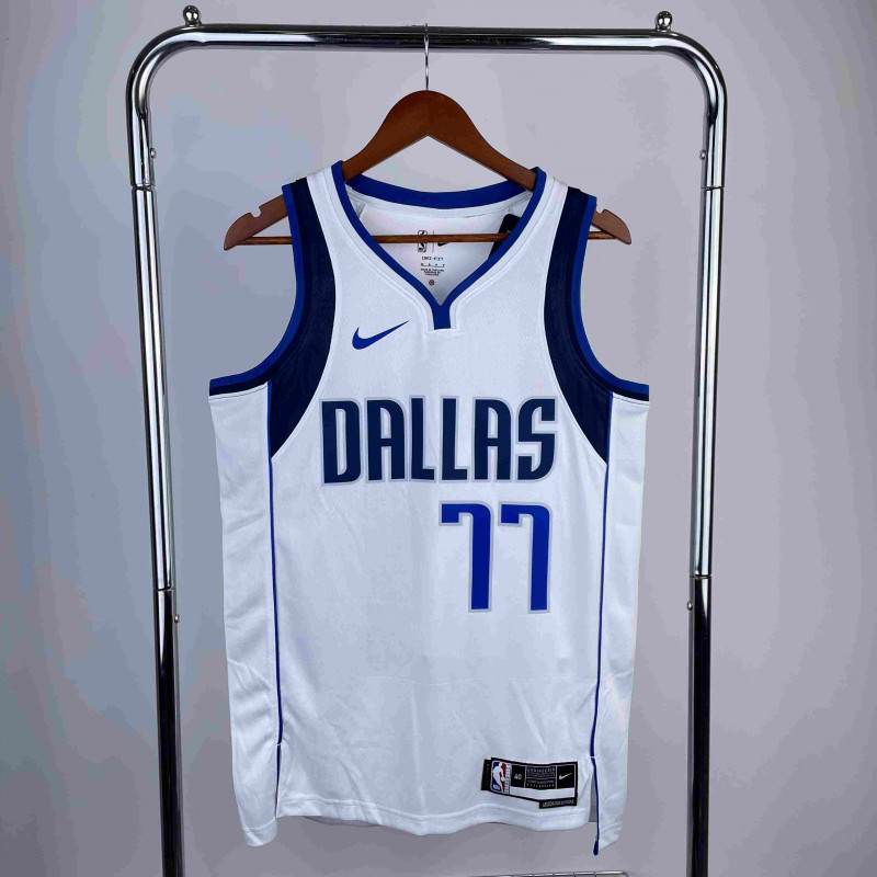 NBA Dallas DONCIC 77