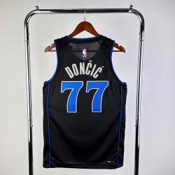 NBA Dallas DONCIC 77