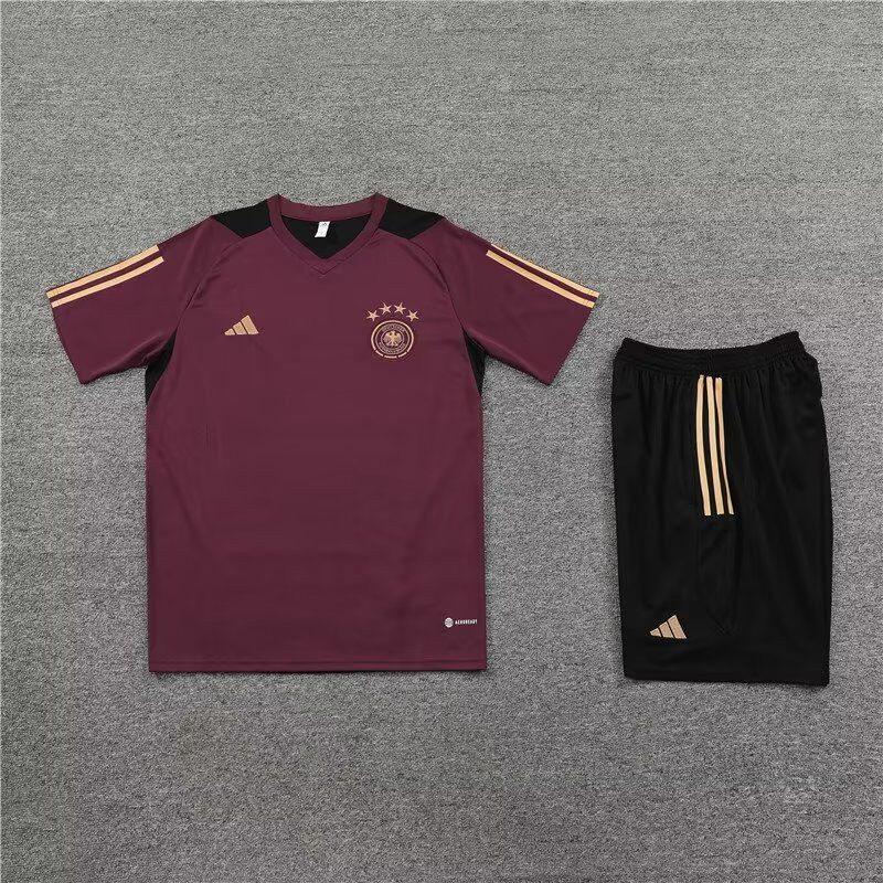 Kit Entrenamiento Alemania Morado